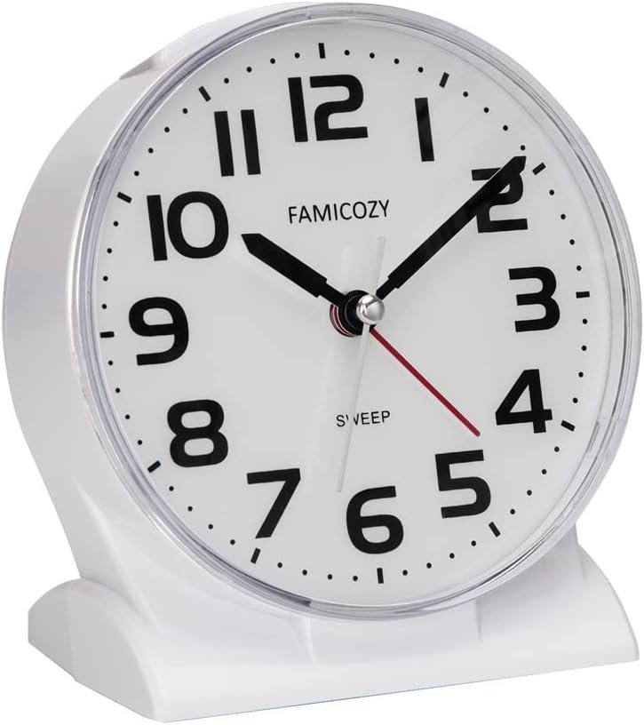 FAMICOZY 4.5″ No Ticking Analog Alarm Clock,Silent Readable for Seniors,Easy to Set,Gradual Rise Alarm,Big Numbers,On/Off Switch on Side,Gentle Wake,Snooze Soft Backlight,Battery Operated,White