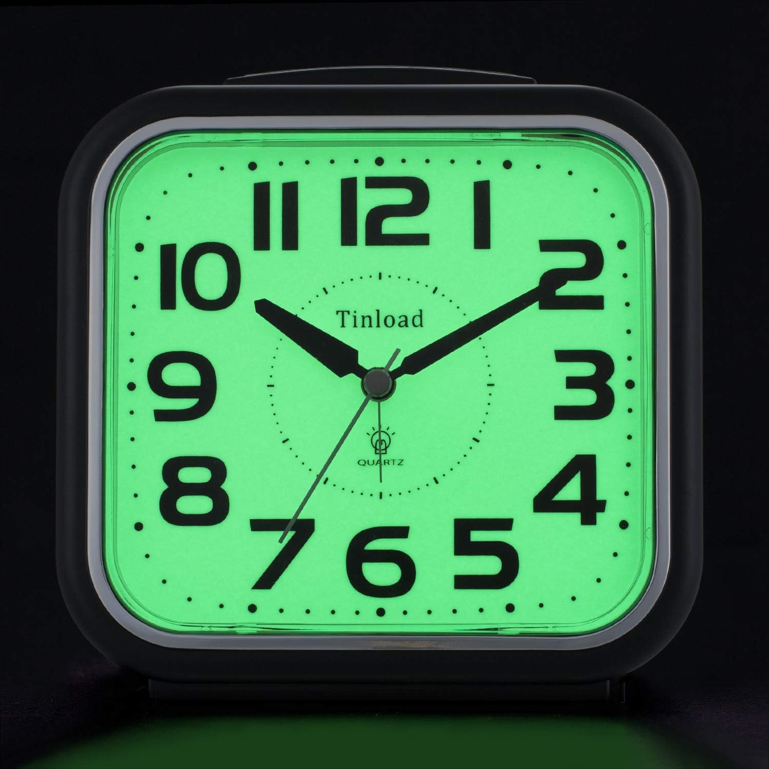 Tinload 5.5″ Large Analog Alarm Clock Silent Non Ticking, Glow in Dark dial, Gentle Wake, Beep Sounds, Increasing Volume, Battery Operated Snooze and Manual Light, Easy Set (Best for Elder)