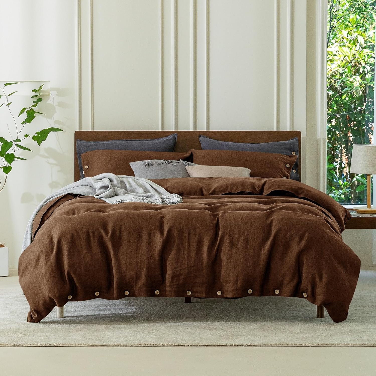 EVERLY 100% Pure Linen Duvet Cover Set King Size 104X90Inch 3pcs (1 Duvet Cover,2 Pillowcases) Soft and Breathable for All Season with Coconut Button Closure, Suitable for Hot Sleepers-Chocolate